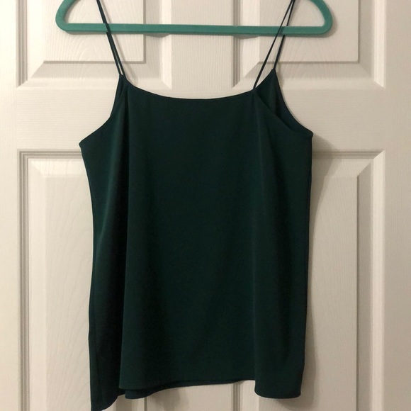 Uniqlo camisole - Picture 3 of 3